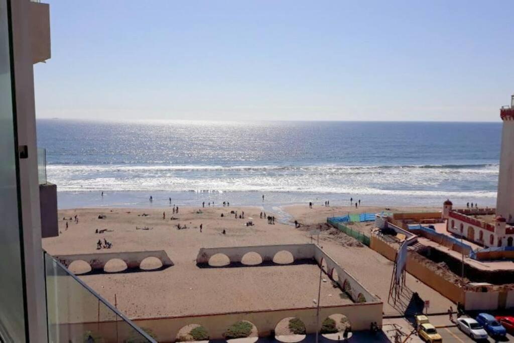 Depto. Frente A La Playa Con Hermosa Vista Al Mar Y Faro La Serenaアパートメント エクステリア 写真